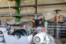 Fabrication d'un rideau en atelier